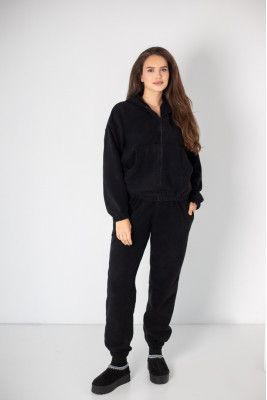 Костюм жіночий